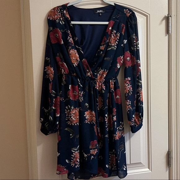 Lulus Dresses & Skirts - Lulu's Navy Floral Dress